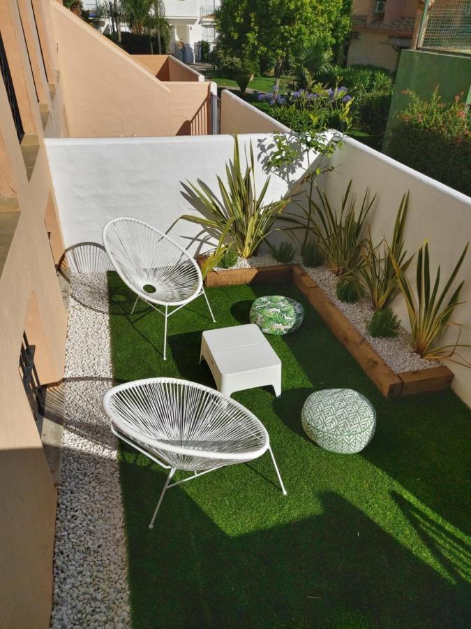 Akutuna - Casa Familiar Con Piscina , Garaje & Pista De Padel Захара де лос Атунес Екстериор снимка